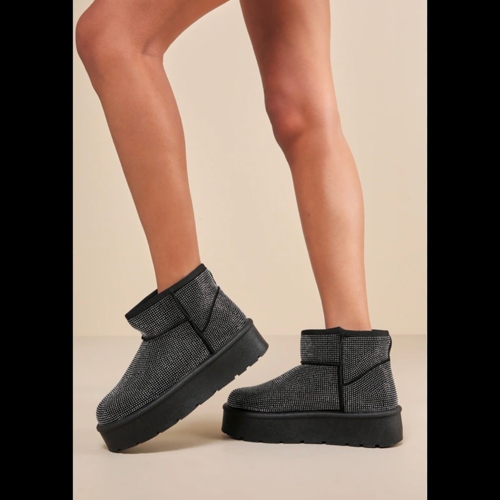 NEW! 🔥Black Ankle Mini Platform Boots with Glittery Rhinestones